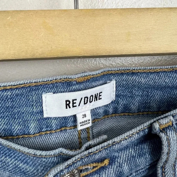 Redone High Rise Crop Straight Jeans Size 28 Light Wash Blue Denim Ankle - Picture 3 of 14